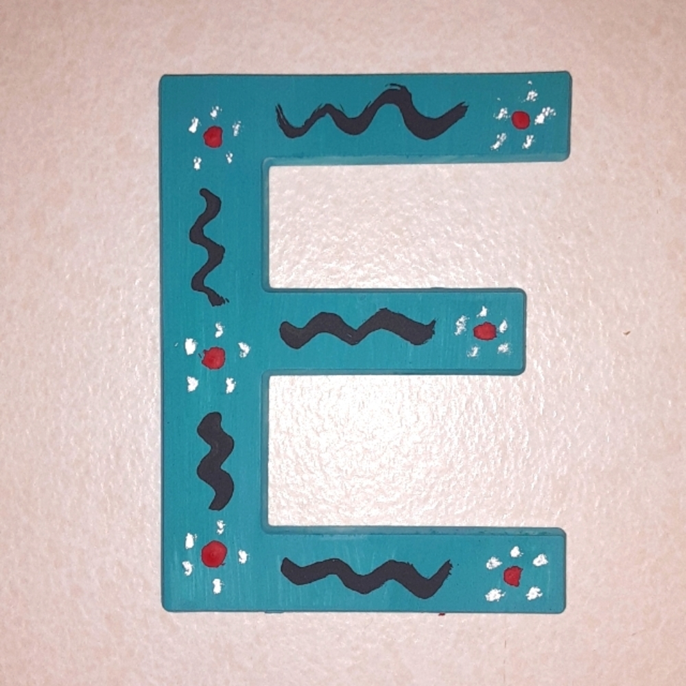 🌞HANDPAINTED INITIAL LETTER E